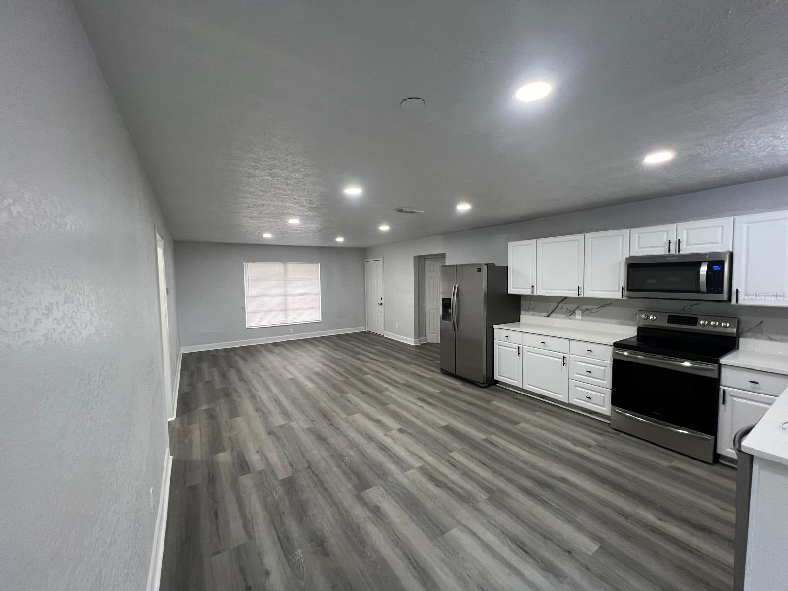 504 MAYDELL DR, TAMPA, FL, 33619