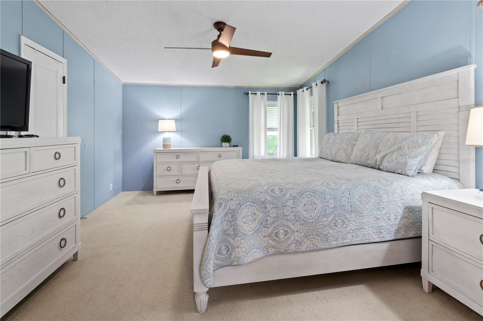 136 HUMMINGBIRD AVE, ELLENTON, FL, 34222