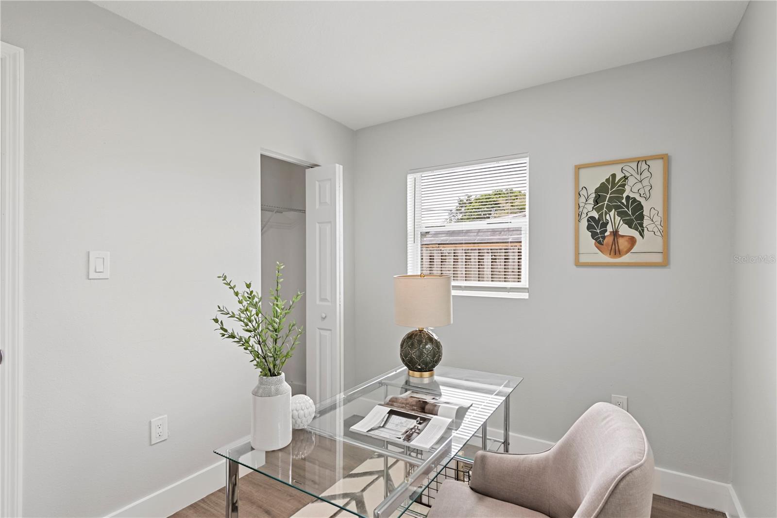 5819 COLCHESTER DR, ORLANDO, FL, 32812