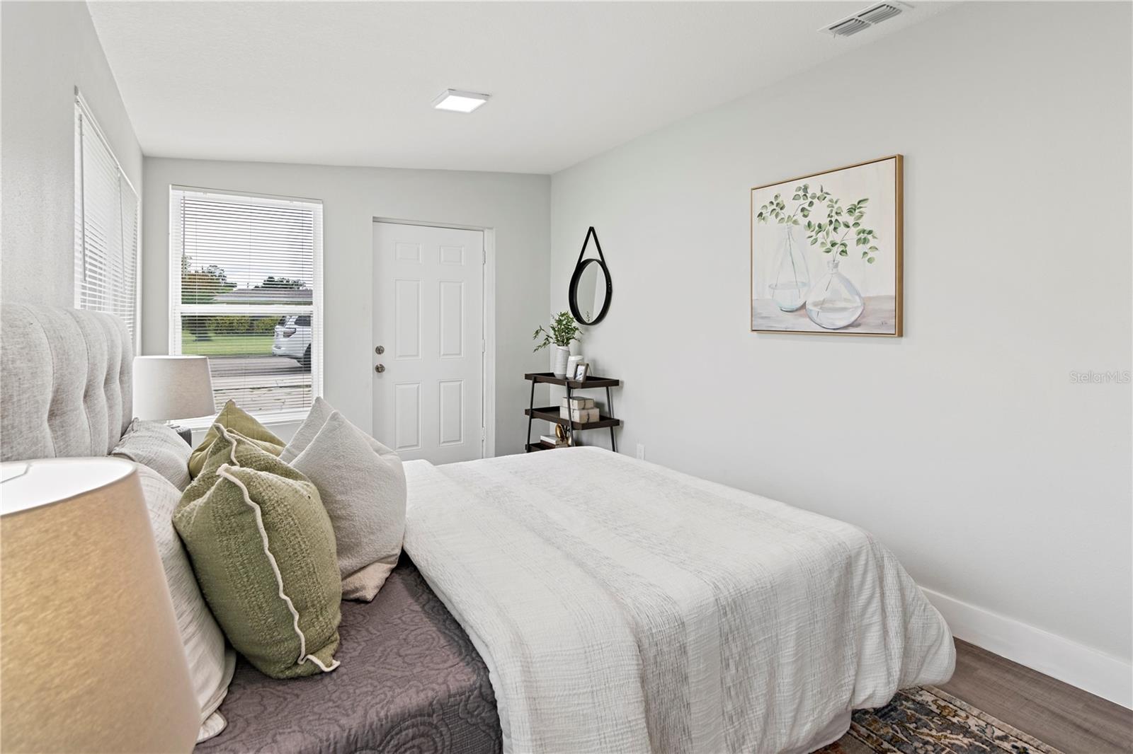 5819 COLCHESTER DR, ORLANDO, FL, 32812