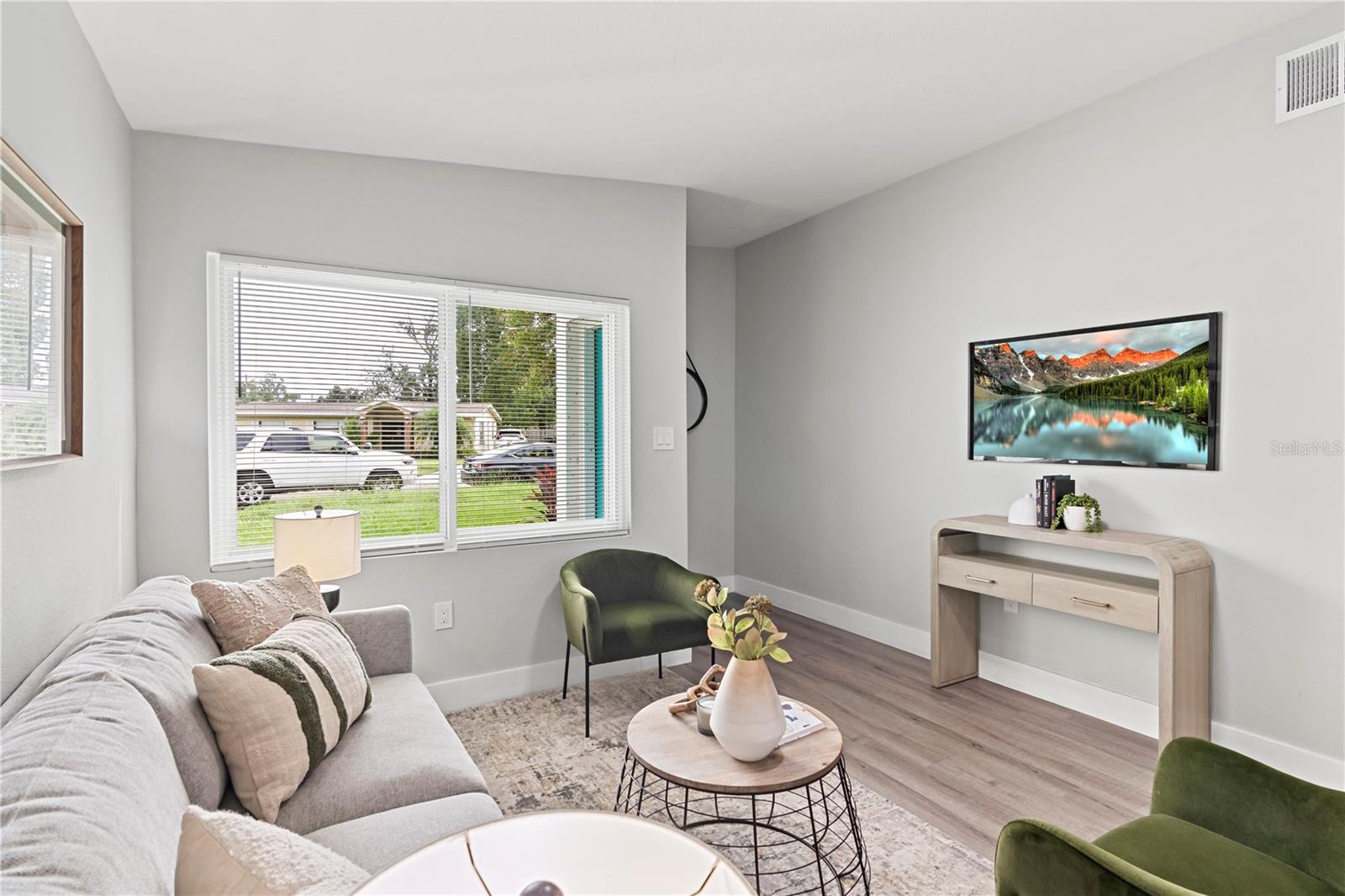 5819 COLCHESTER DR, ORLANDO, FL, 32812