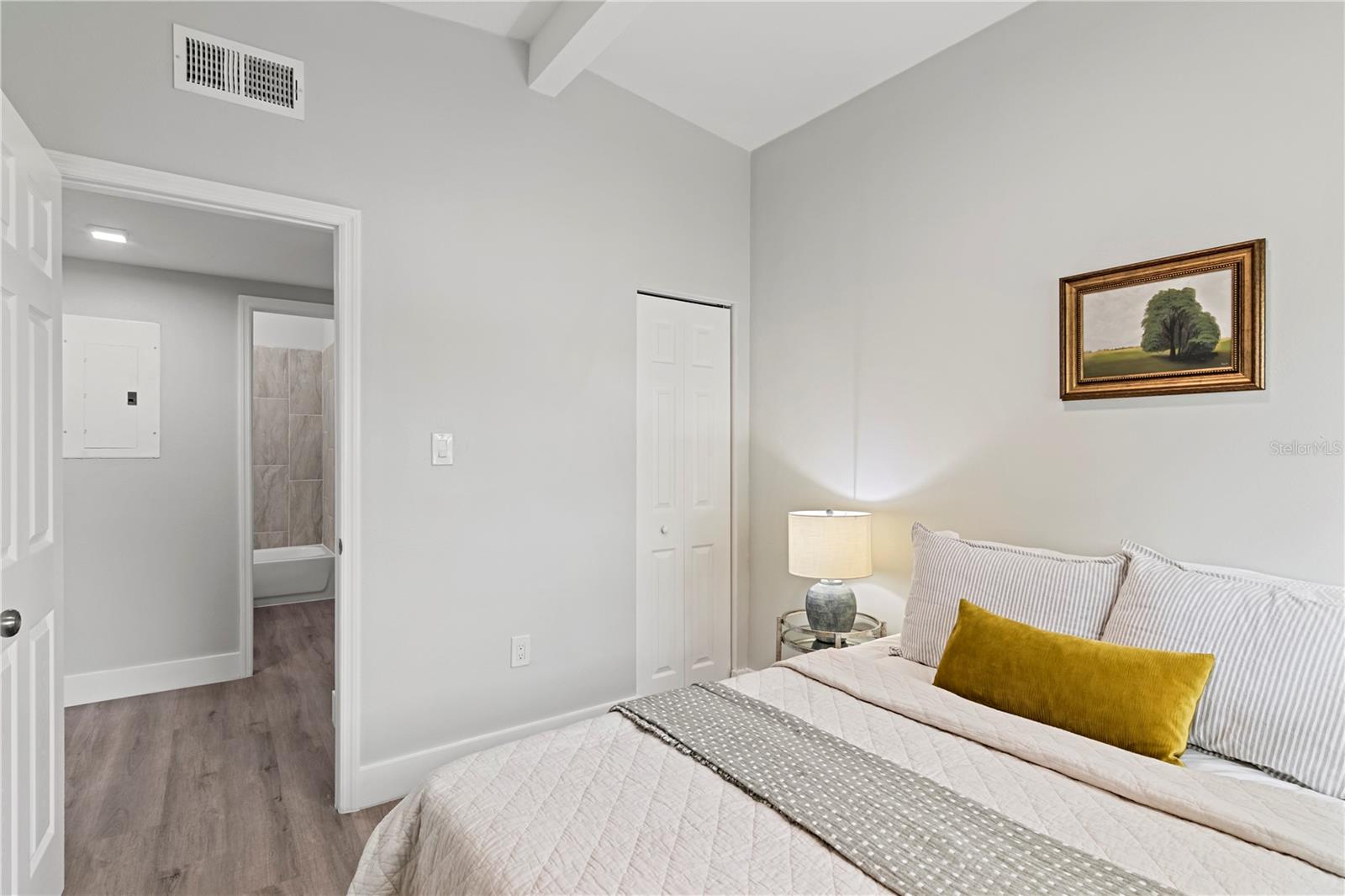 5819 COLCHESTER DR, ORLANDO, FL, 32812