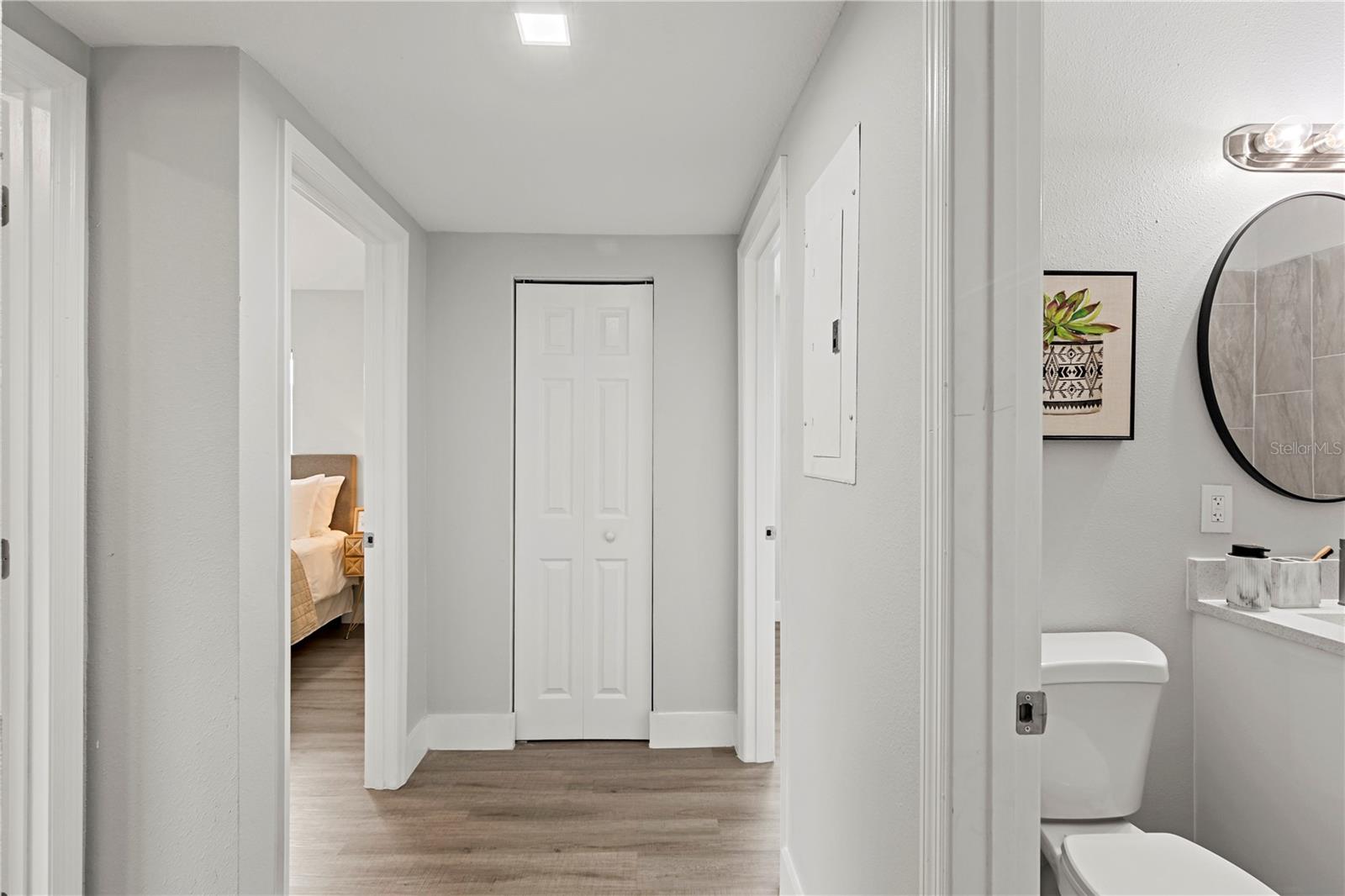 5819 COLCHESTER DR, ORLANDO, FL, 32812