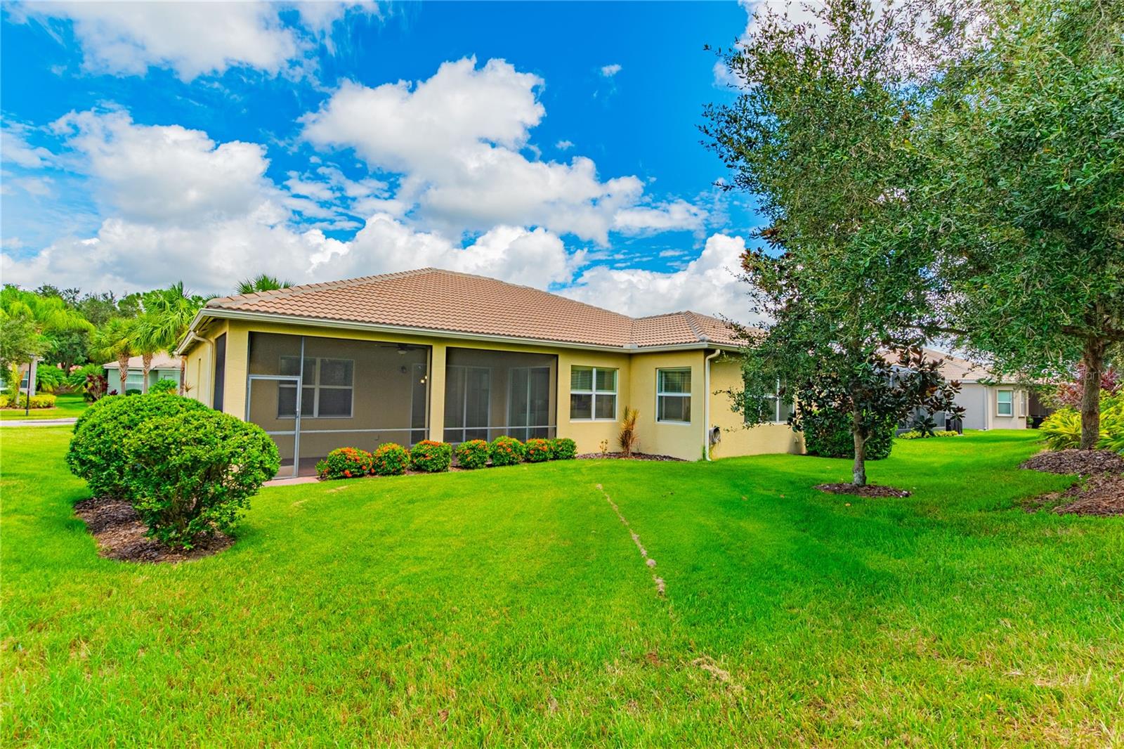 4963 SAPPHIRE SOUND DR, WIMAUMA, FL, 33598