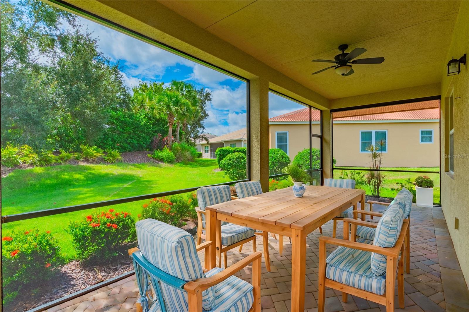 4963 SAPPHIRE SOUND DR, WIMAUMA, FL, 33598
