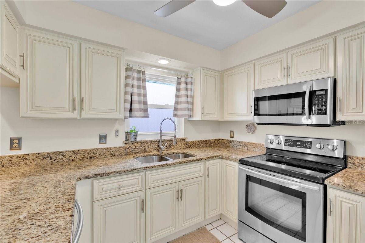 535 WATERFORD DR, HAINES CITY, FL, 33844