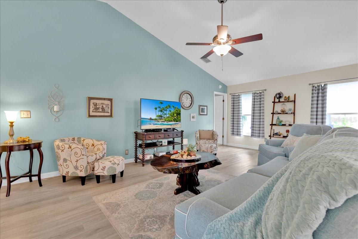 535 WATERFORD DR, HAINES CITY, FL, 33844