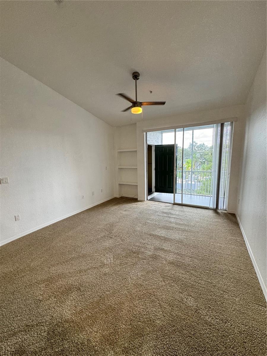 5711 LEGACY CRESCENT PL #303, RIVERVIEW, FL, 33578
