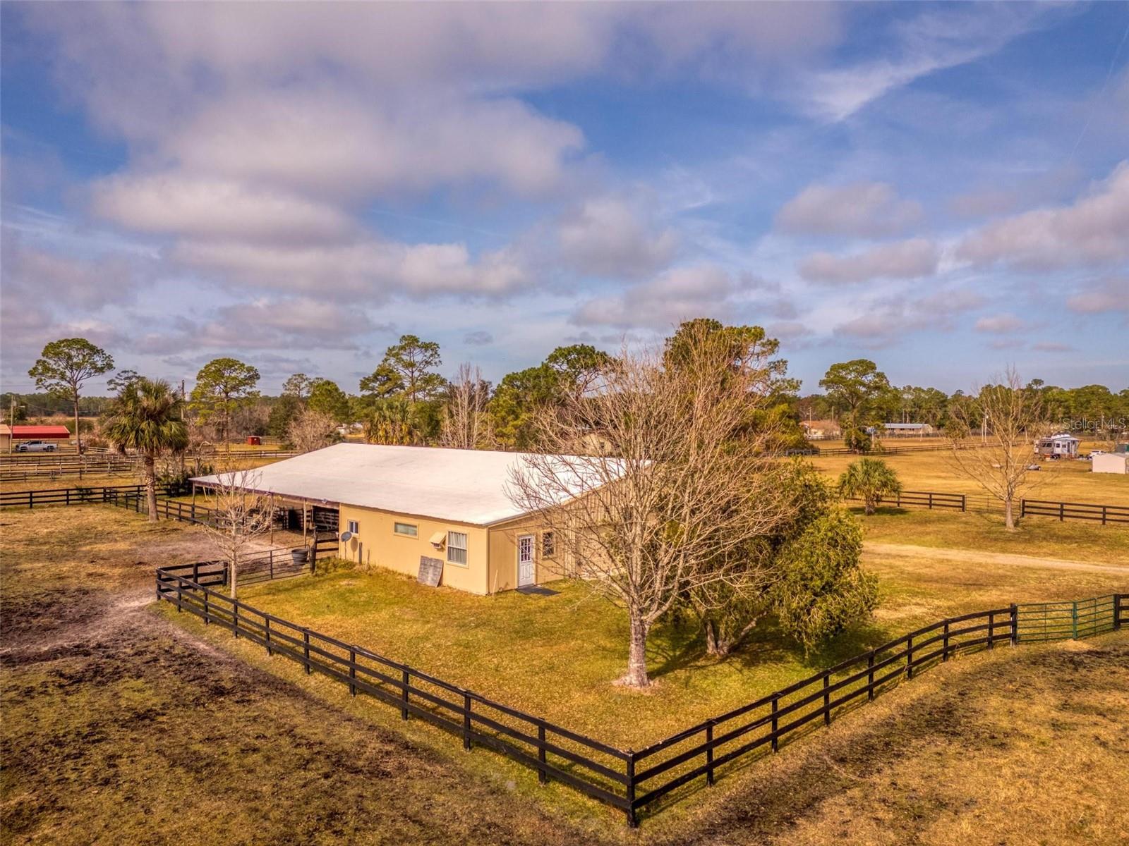 1327 W STATE ROAD 40, PIERSON, FL, 32180