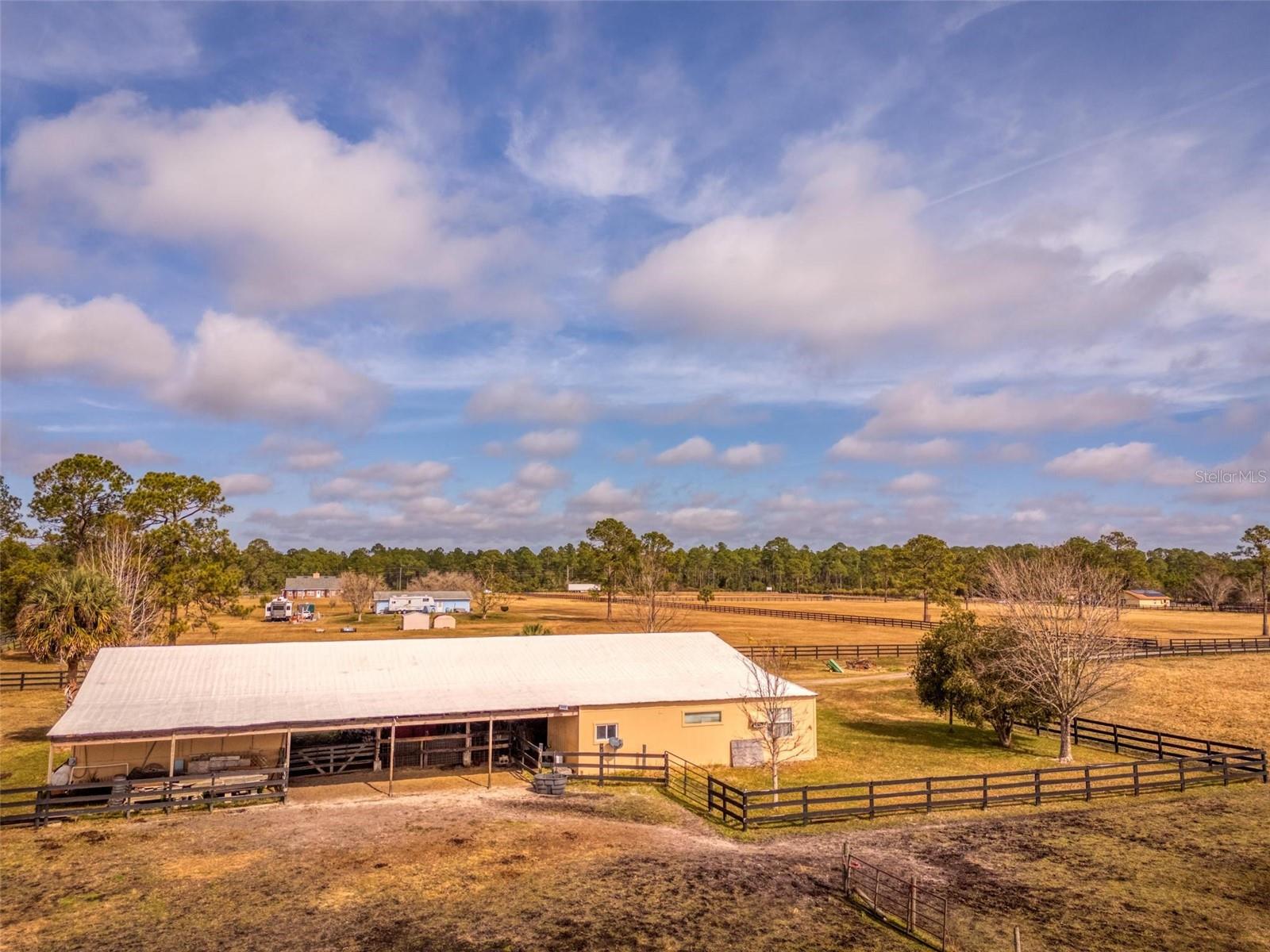 1327 W STATE ROAD 40, PIERSON, FL, 32180