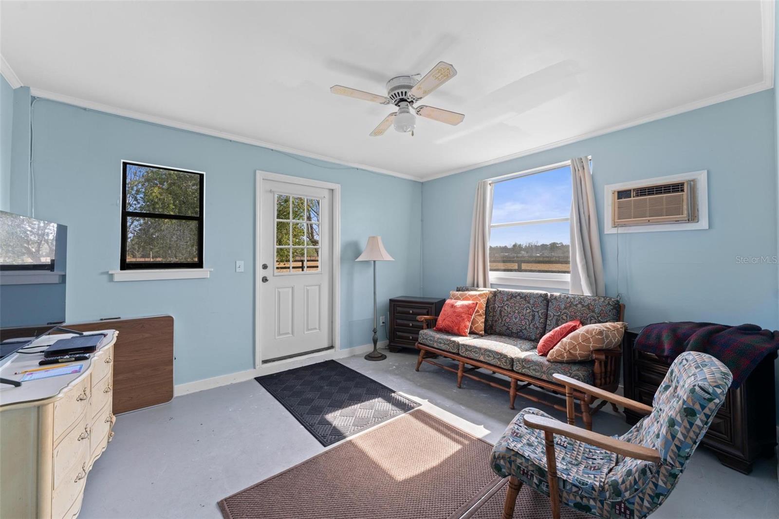 1327 W STATE ROAD 40, PIERSON, FL, 32180