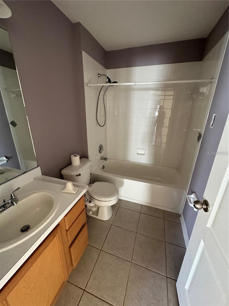 2012 HEARTLAND CIR, VALRICO, FL, 33594