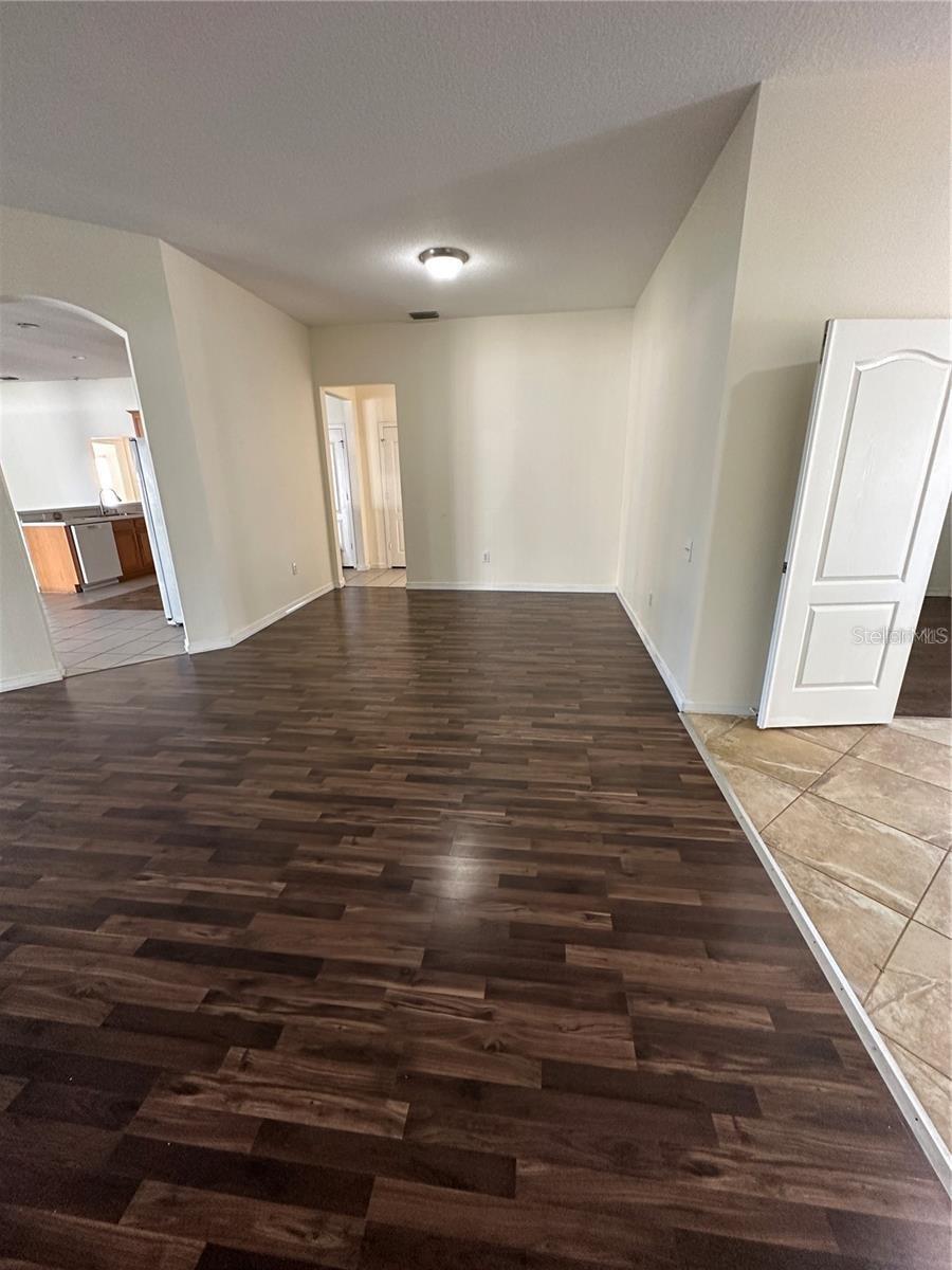 2012 HEARTLAND CIR, VALRICO, FL, 33594