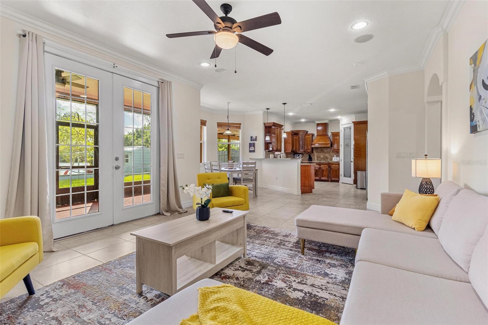 11302 SOUTHWIND LAKE DR, GIBSONTON, FL, 33534