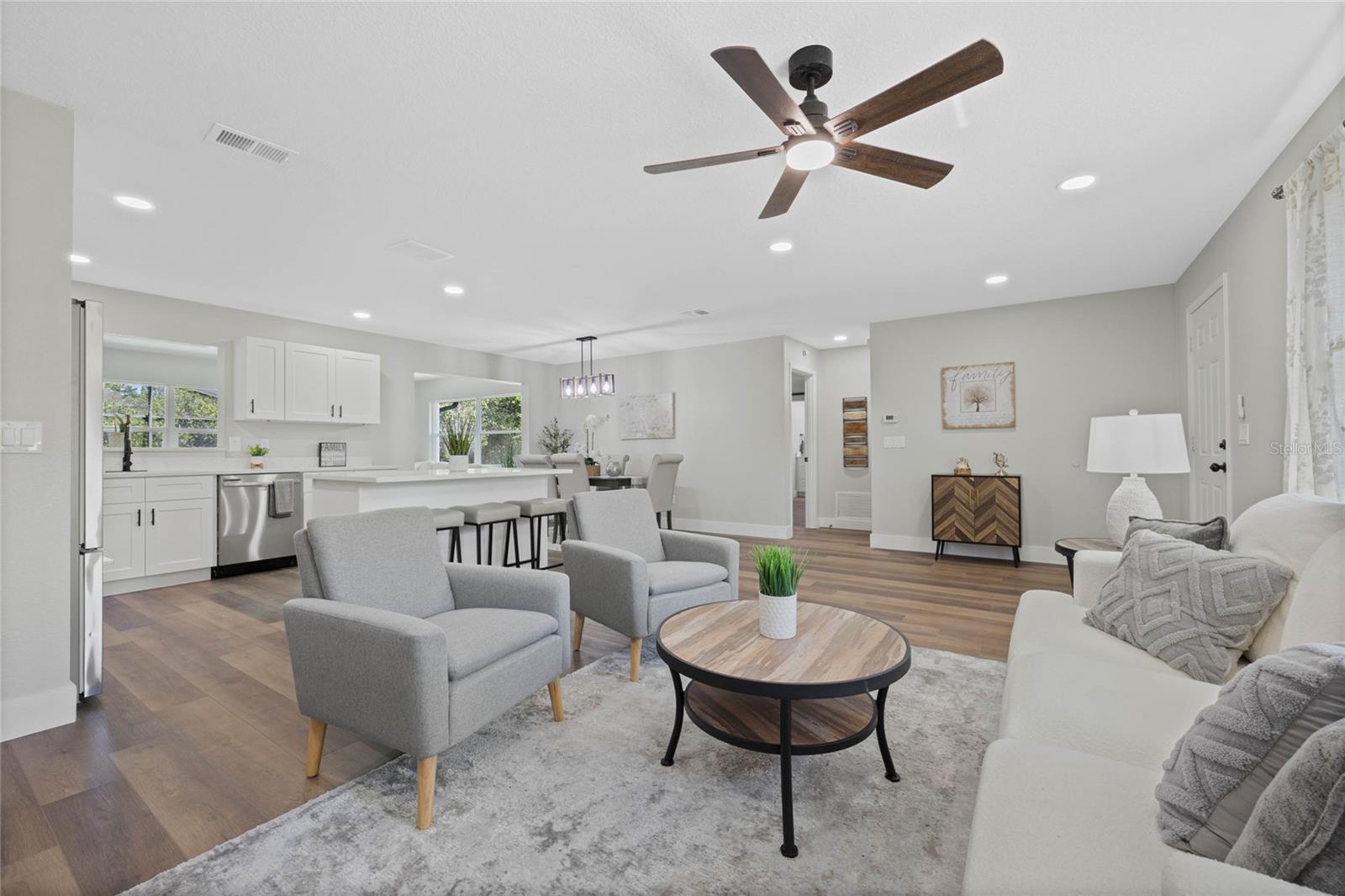 260 S FAIRBAIRN DR, DELTONA, FL, 32725