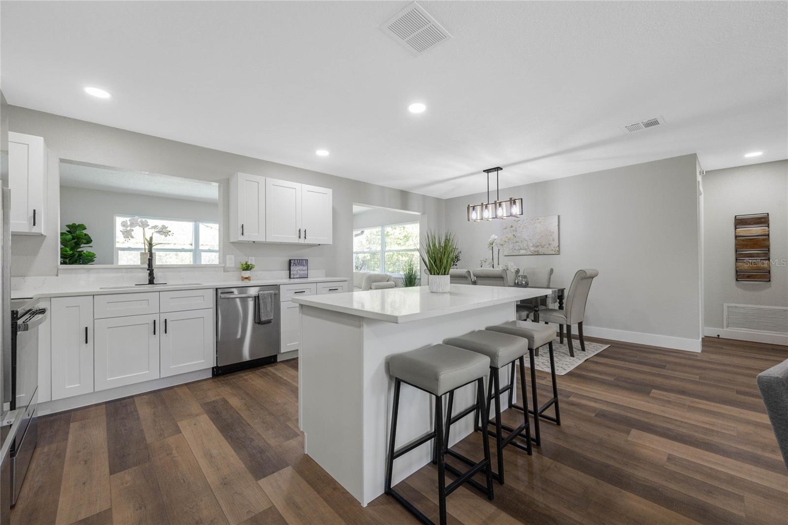 260 S FAIRBAIRN DR, DELTONA, FL, 32725