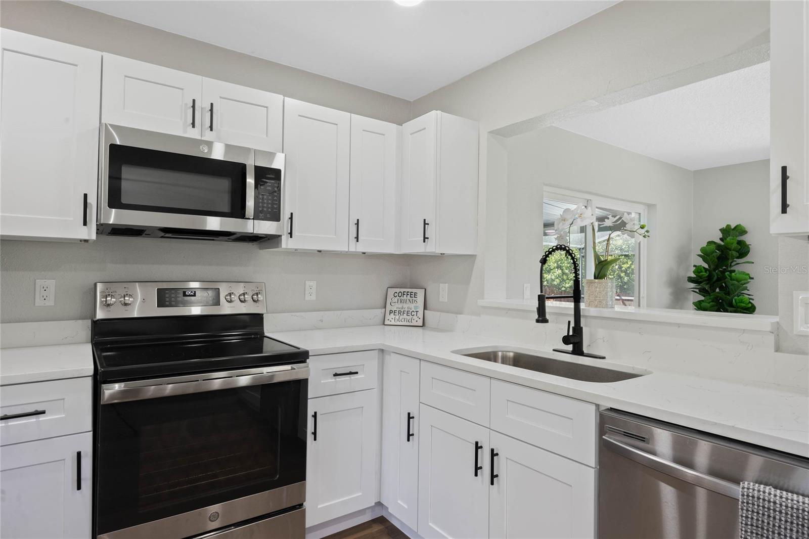 260 S FAIRBAIRN DR, DELTONA, FL, 32725