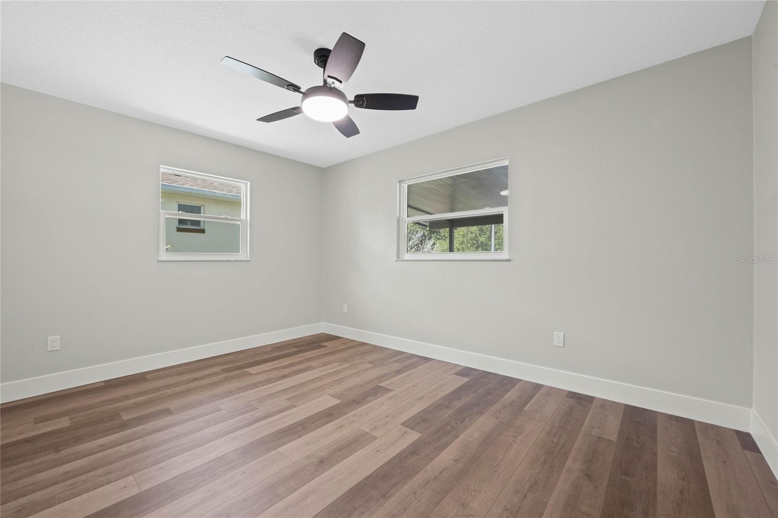 260 S FAIRBAIRN DR, DELTONA, FL, 32725