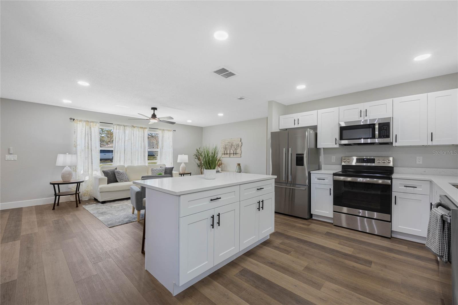 260 S FAIRBAIRN DR, DELTONA, FL, 32725