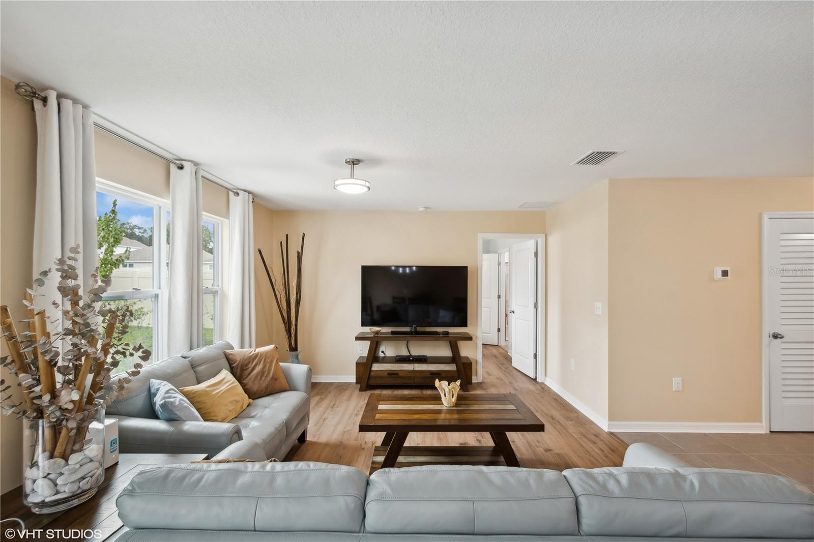 698 NW 243RD TER, NEWBERRY, FL, 32669