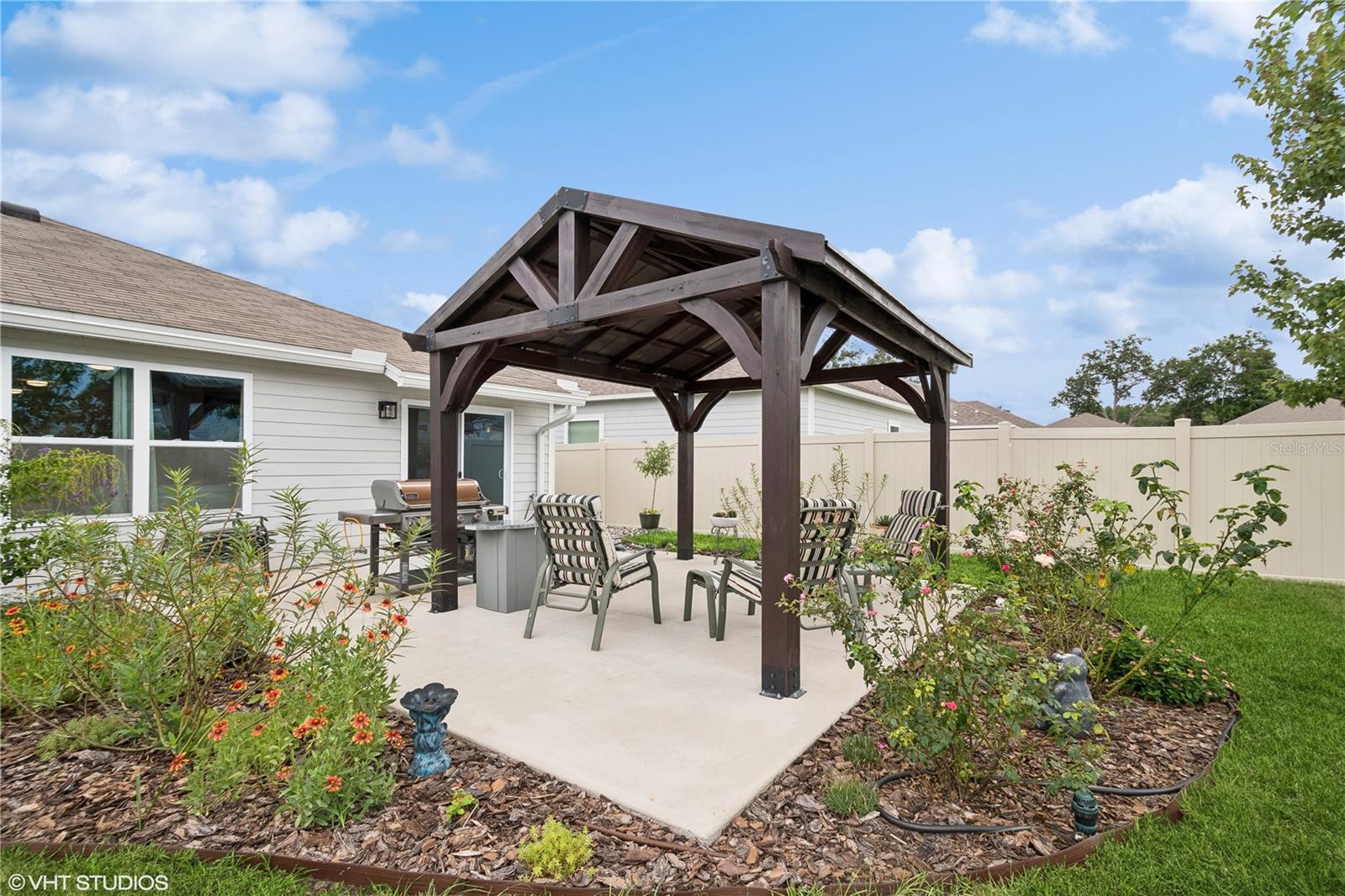 698 NW 243RD TER, NEWBERRY, FL, 32669