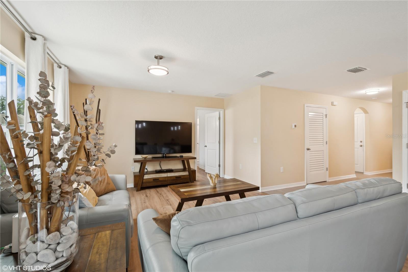698 NW 243RD TER, NEWBERRY, FL, 32669
