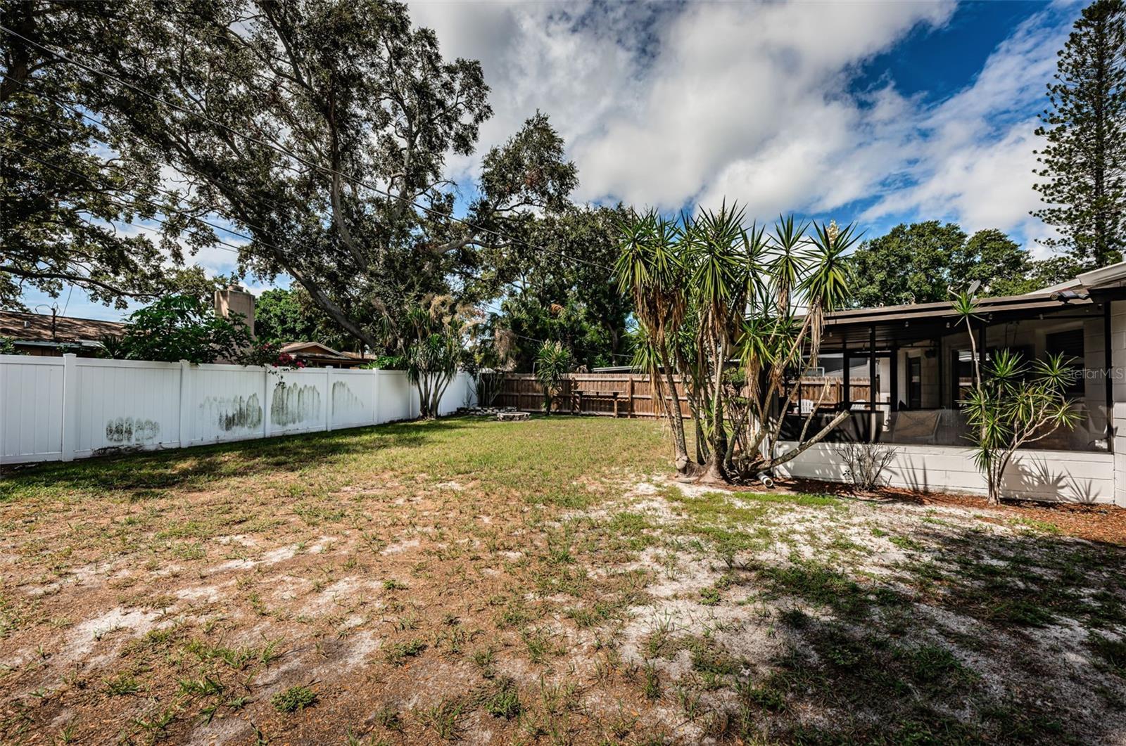 2048 64TH AVE S, ST PETERSBURG, FL, 33712