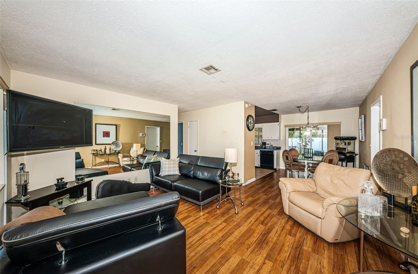2048 64TH AVE S, ST PETERSBURG, FL, 33712