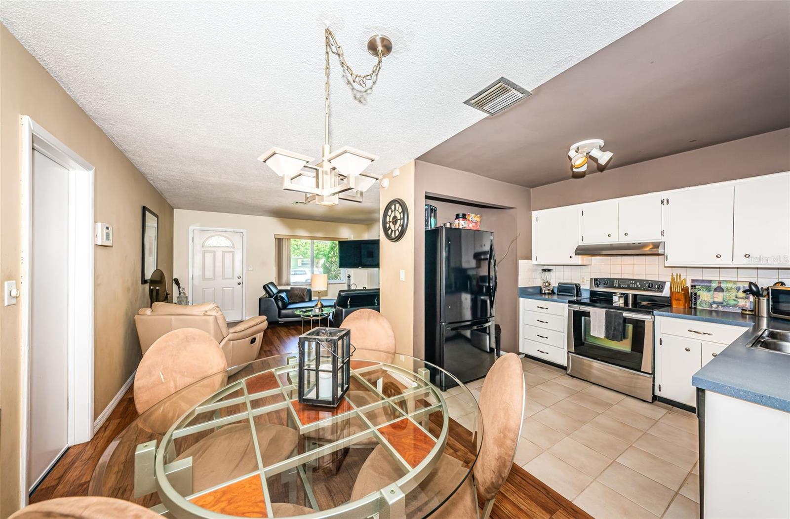 2048 64TH AVE S, ST PETERSBURG, FL, 33712