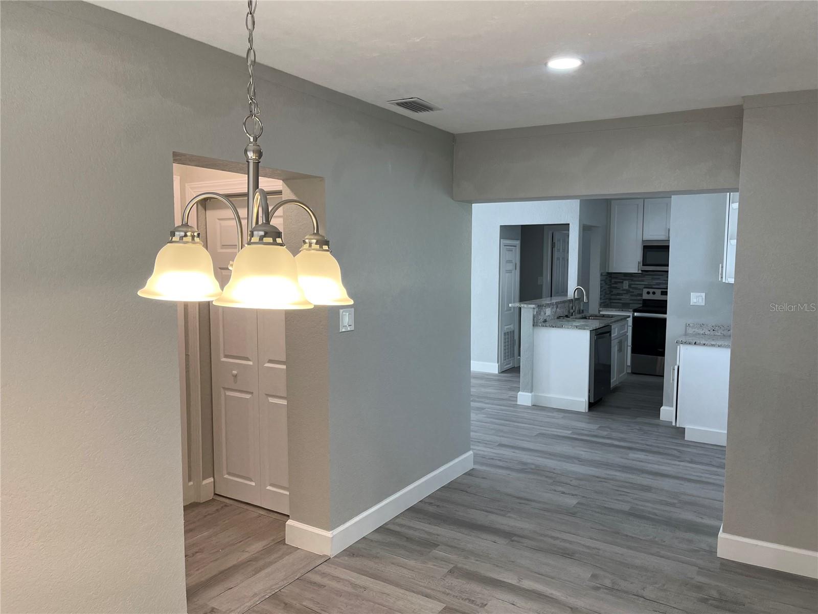 2117 RANDA BLVD, SARASOTA, FL, 34235