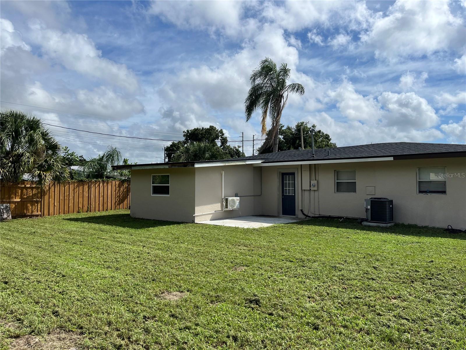 2117 RANDA BLVD, SARASOTA, FL, 34235