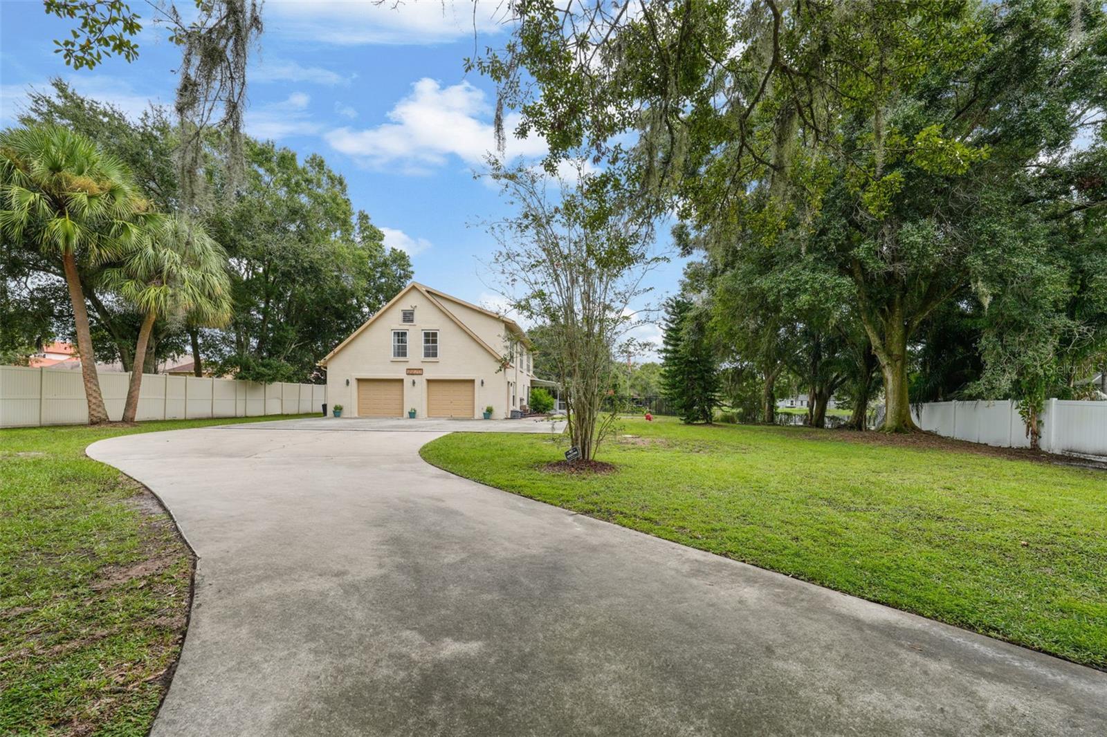2220 LINDA LN, LUTZ, FL, 33558