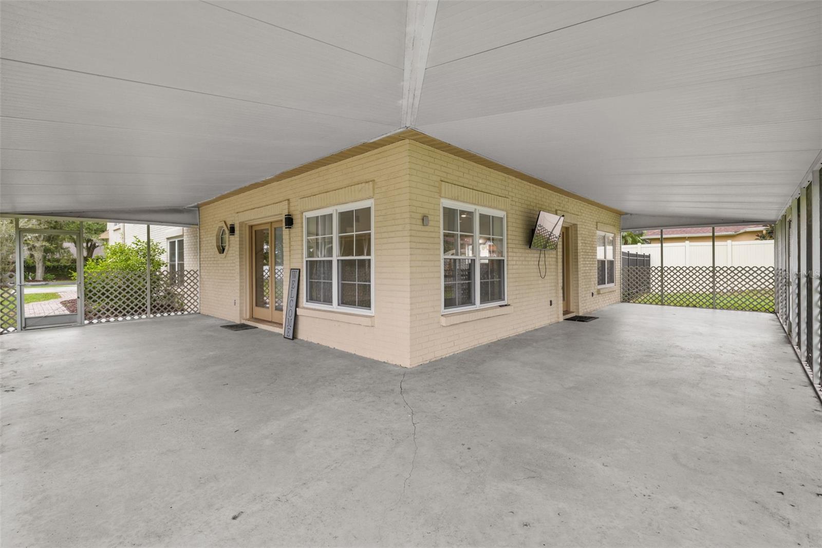 2220 LINDA LN, LUTZ, FL, 33558