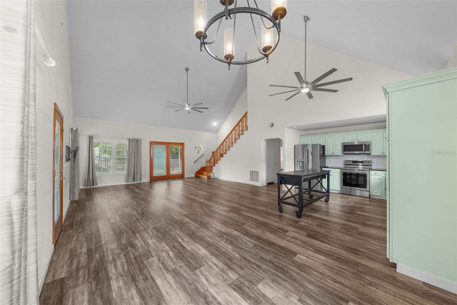 2220 LINDA LN, LUTZ, FL, 33558