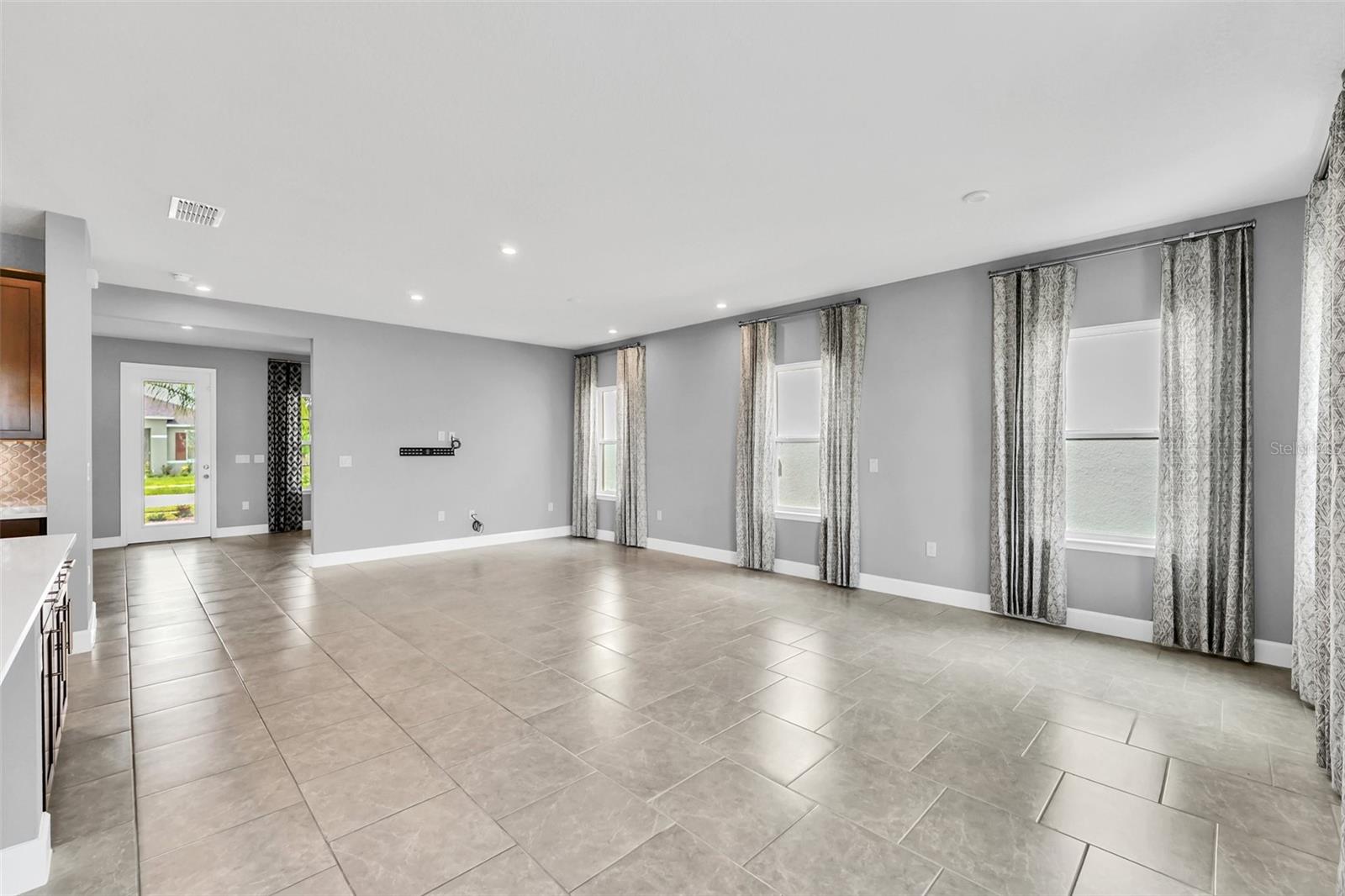 613 BLOOM TER, DAVENPORT, FL, 33837