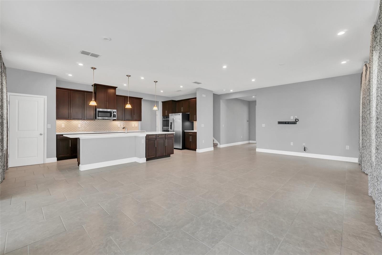 613 BLOOM TER, DAVENPORT, FL, 33837