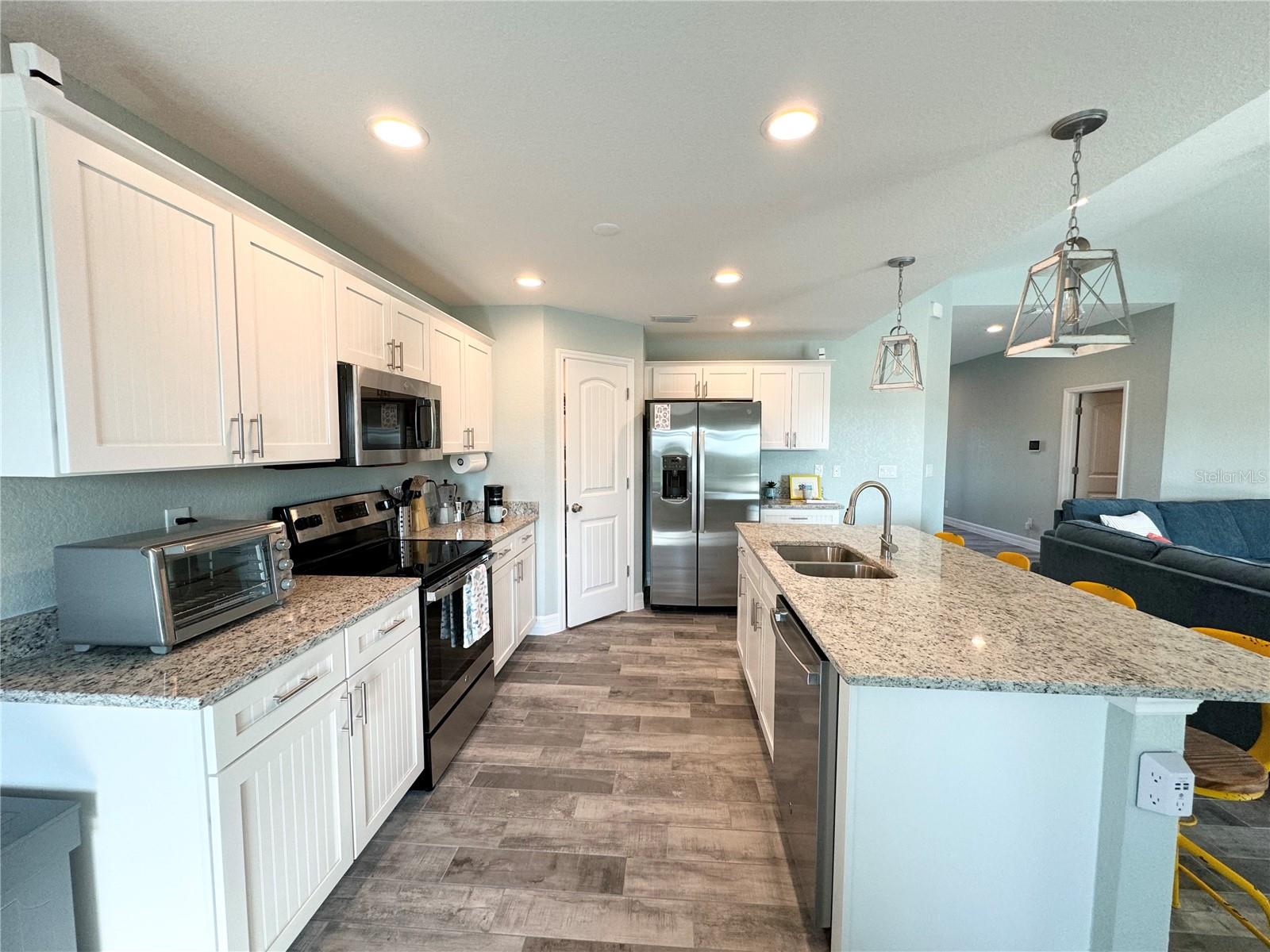 109 WRIGHT DR, ROTONDA WEST, FL, 33947