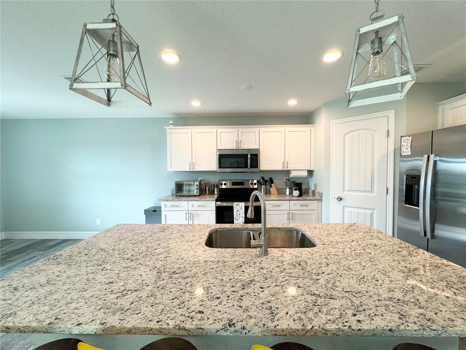 109 WRIGHT DR, ROTONDA WEST, FL, 33947