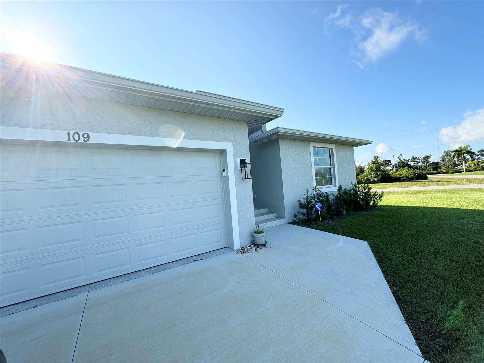 109 WRIGHT DR, ROTONDA WEST, FL, 33947