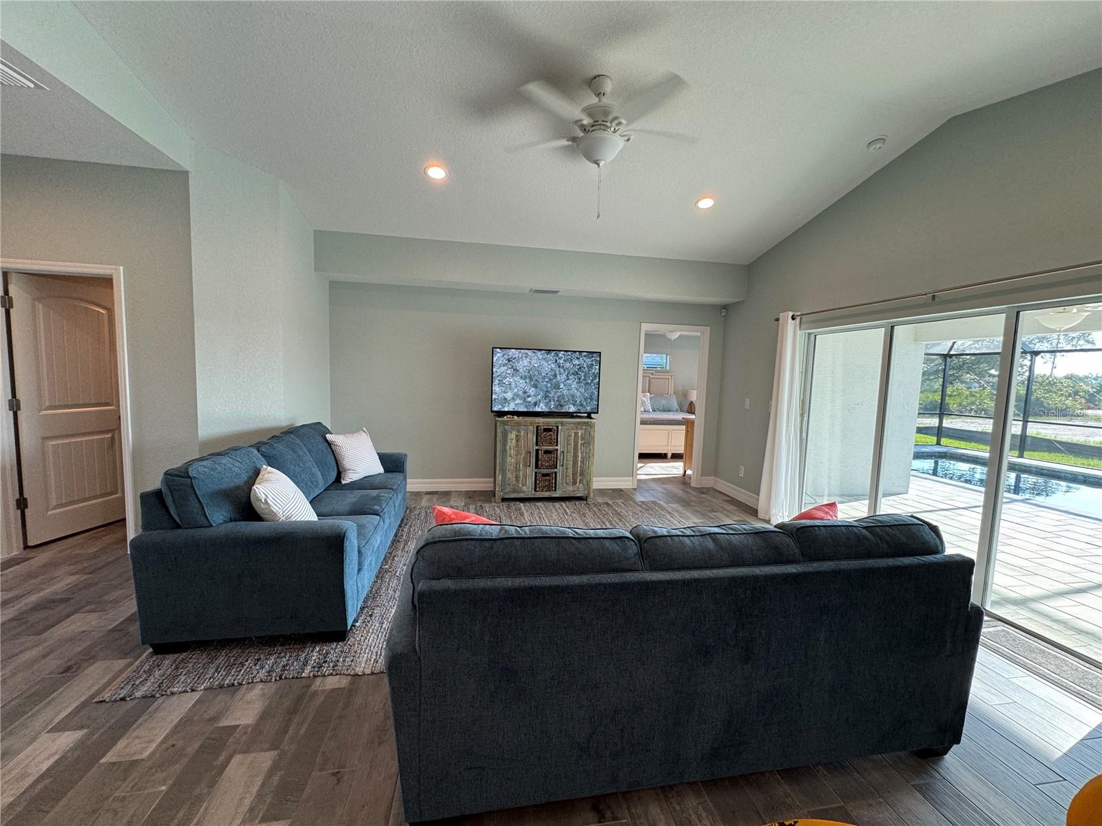 109 WRIGHT DR, ROTONDA WEST, FL, 33947