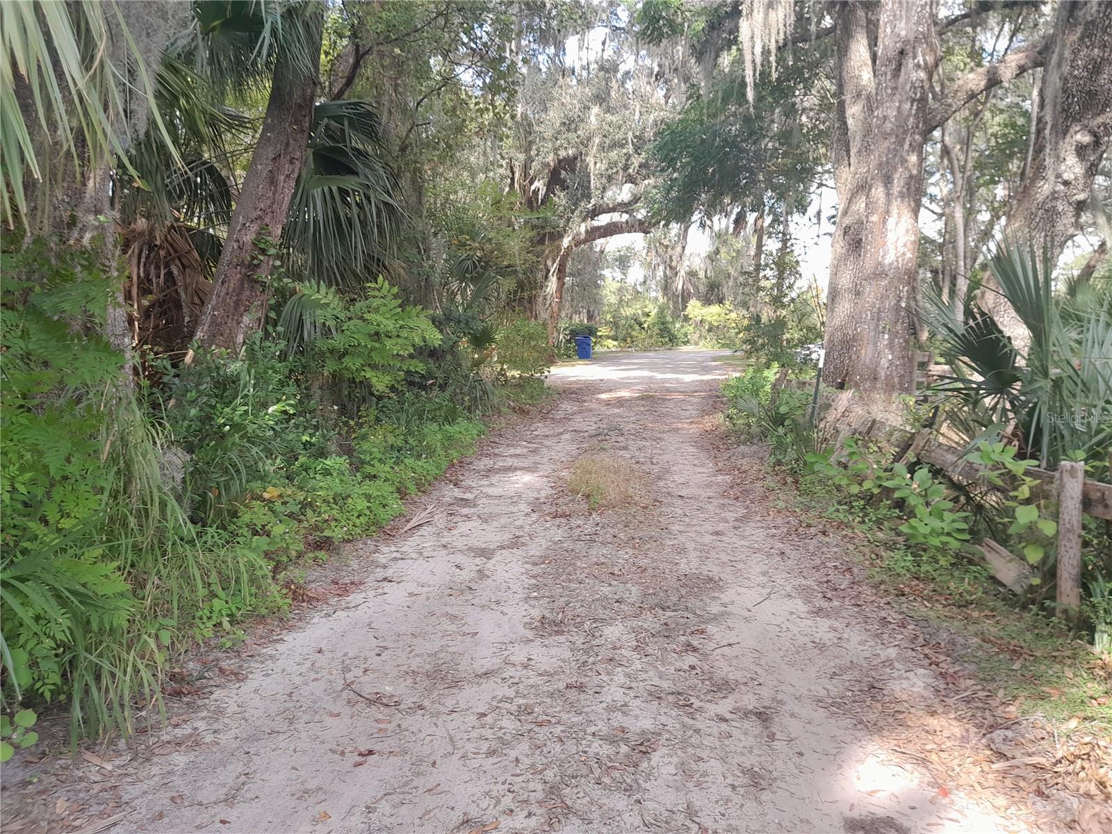 W BERESFORD AVE, DELAND, FL, 32720