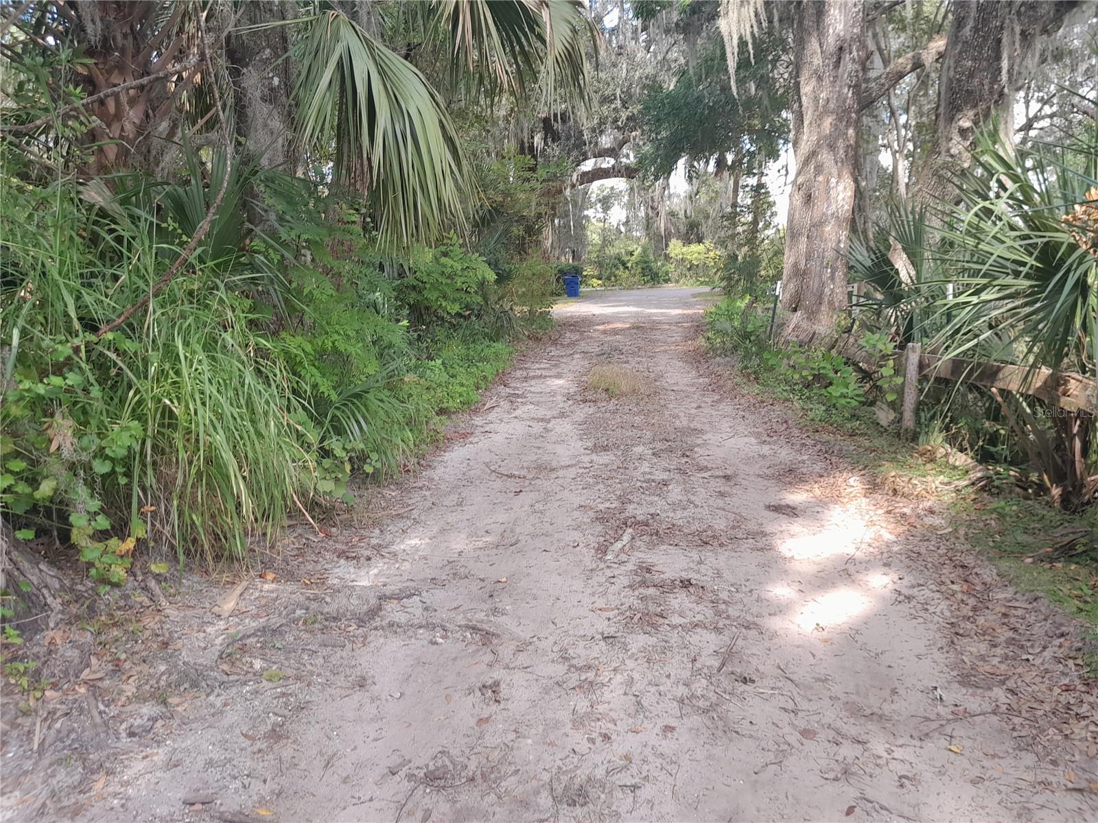 W BERESFORD AVE, DELAND, FL, 32720