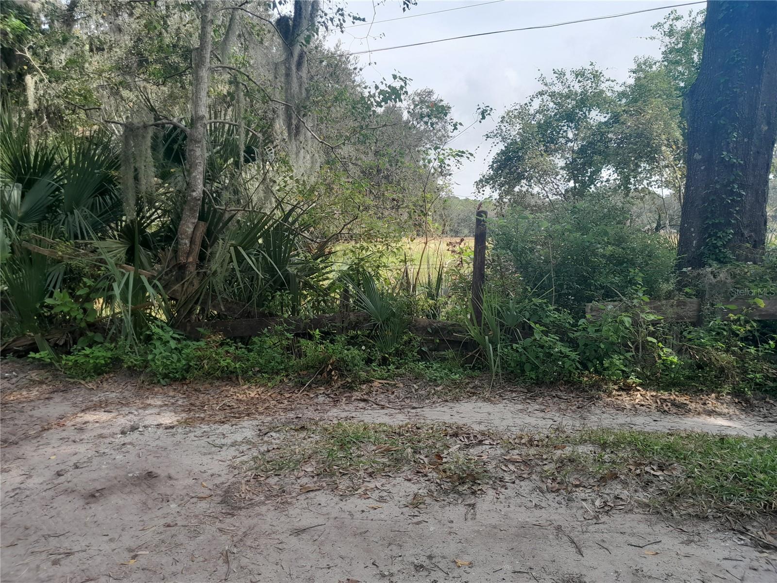 W BERESFORD AVE, DELAND, FL, 32720