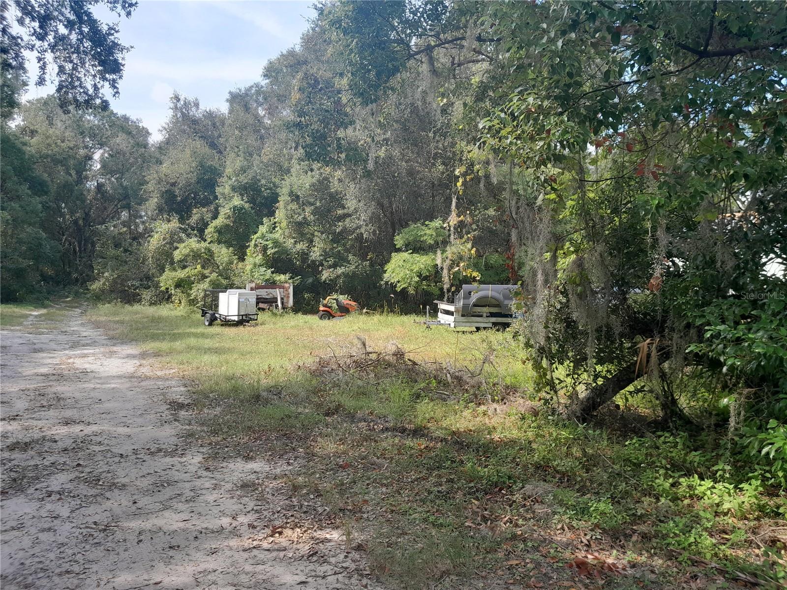 W BERESFORD AVE, DELAND, FL, 32720