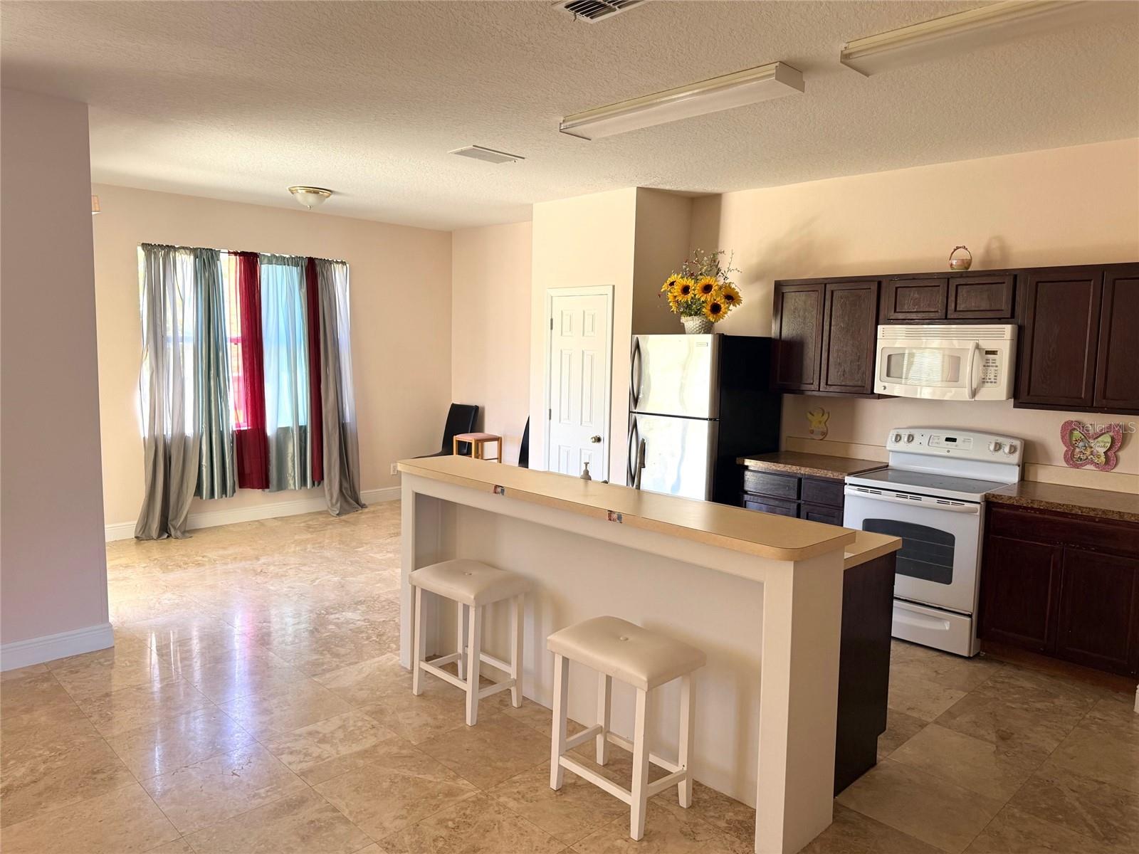 963 N JACKS LAKE RD, CLERMONT, FL, 34711