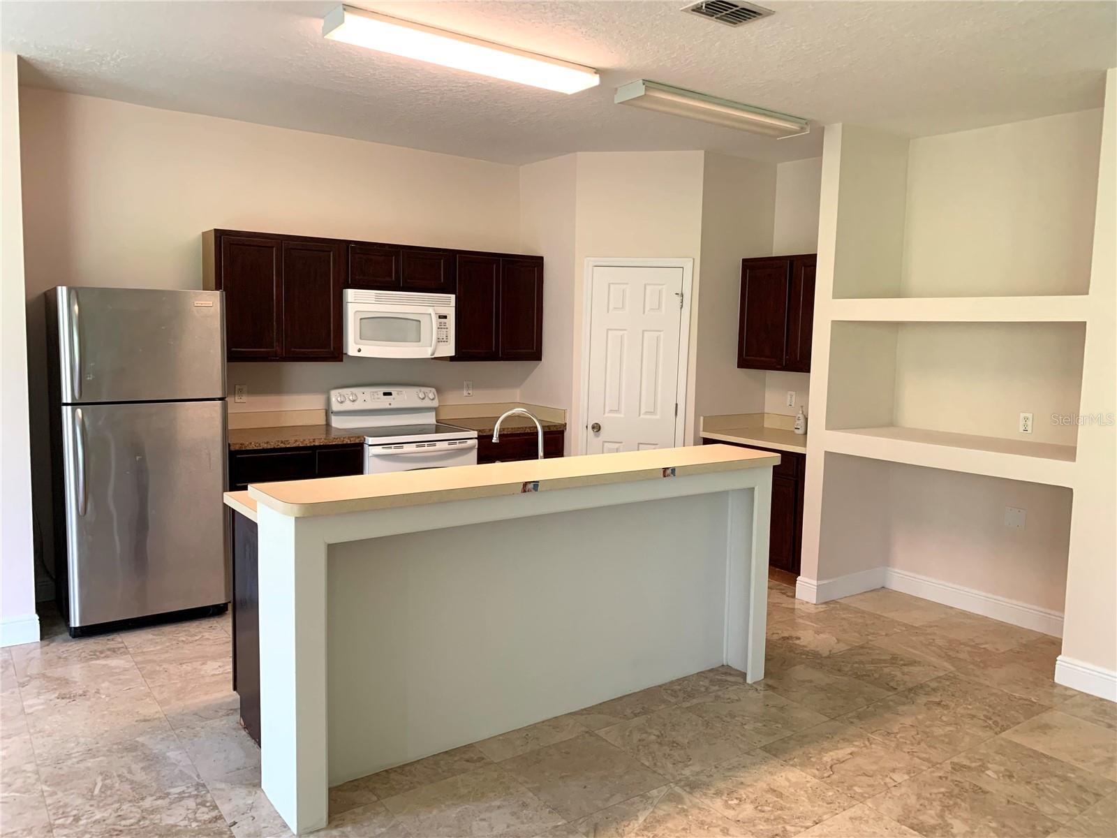 963 N JACKS LAKE RD, CLERMONT, FL, 34711