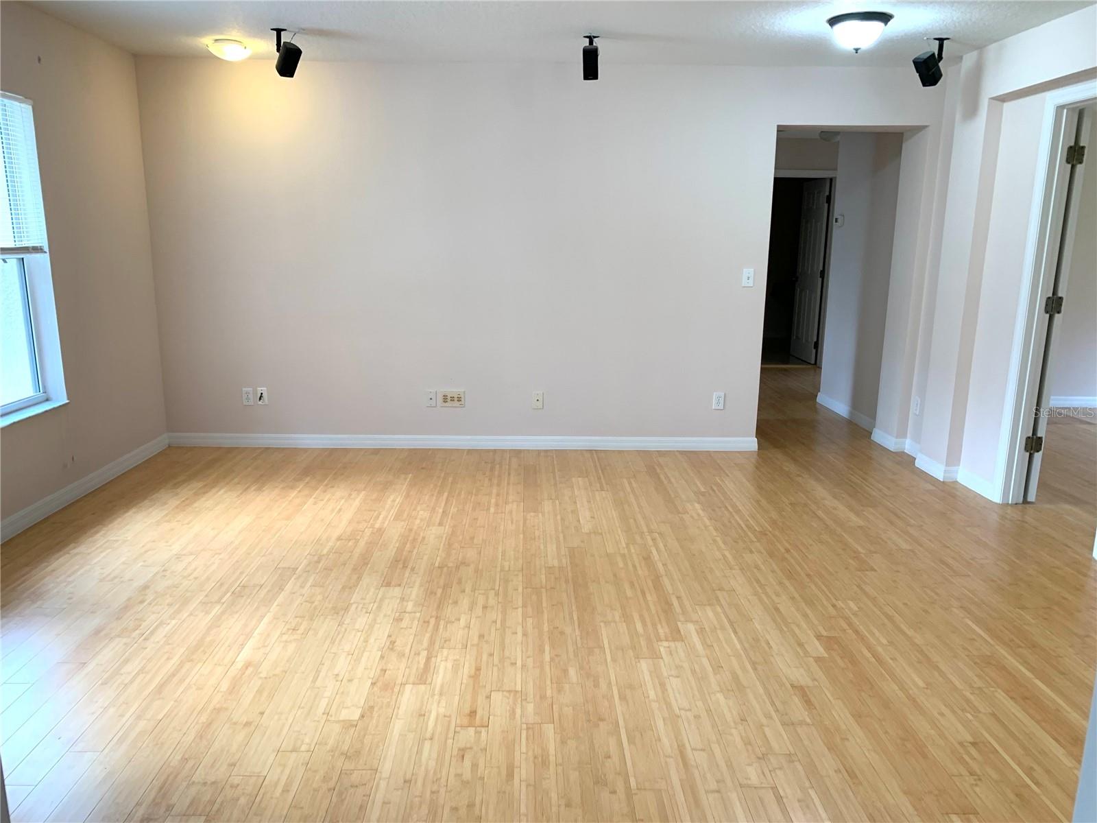 963 N JACKS LAKE RD, CLERMONT, FL, 34711