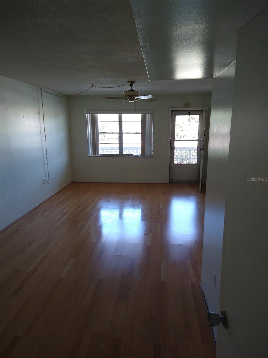 8100 DR MARTIN LUTHER KING JR ST N #208, ST PETERSBURG, FL, 33702