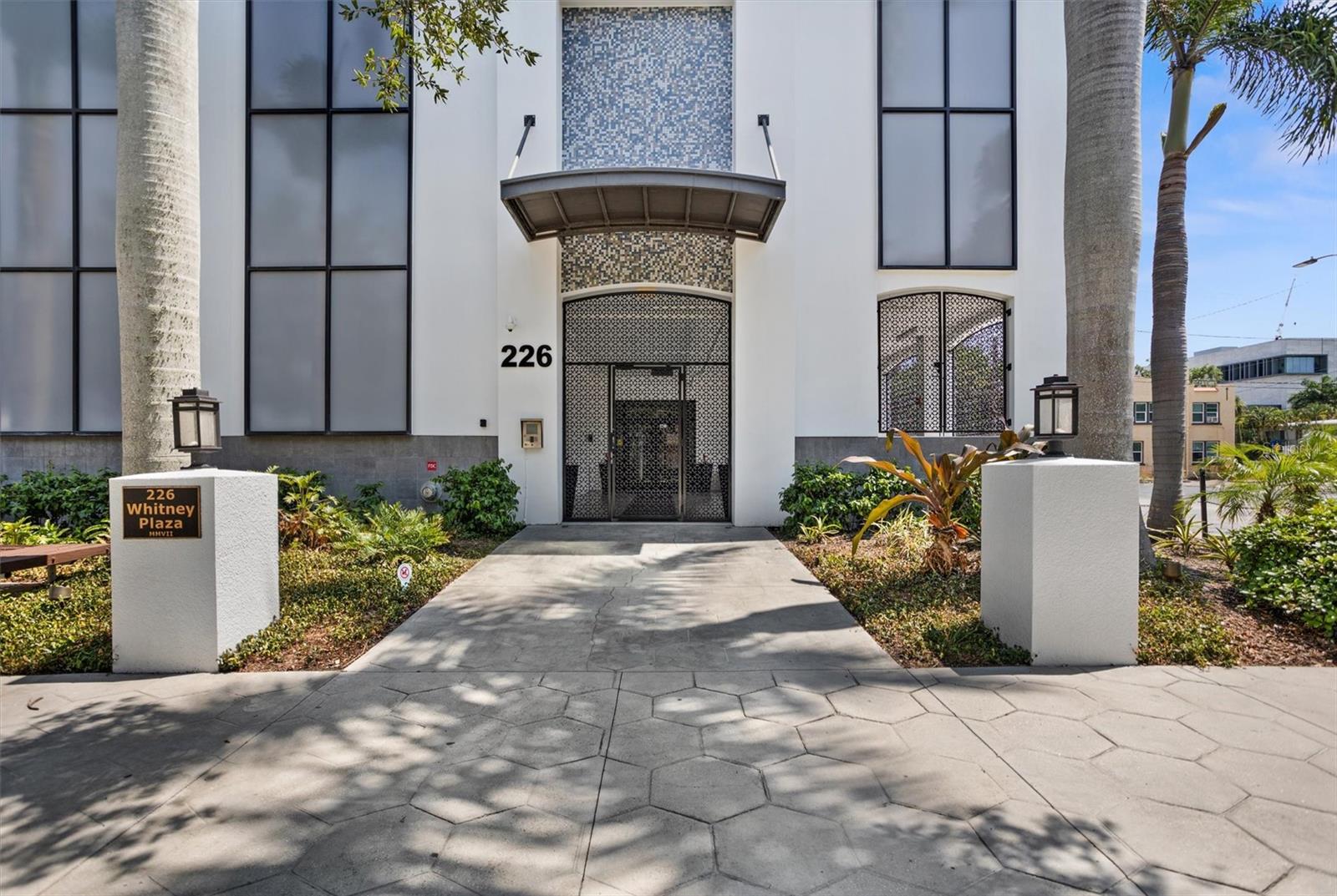 226 5TH AVE N #1101, ST PETERSBURG, FL, 33701