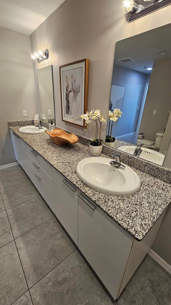 226 5TH AVE N #1101, ST PETERSBURG, FL, 33701